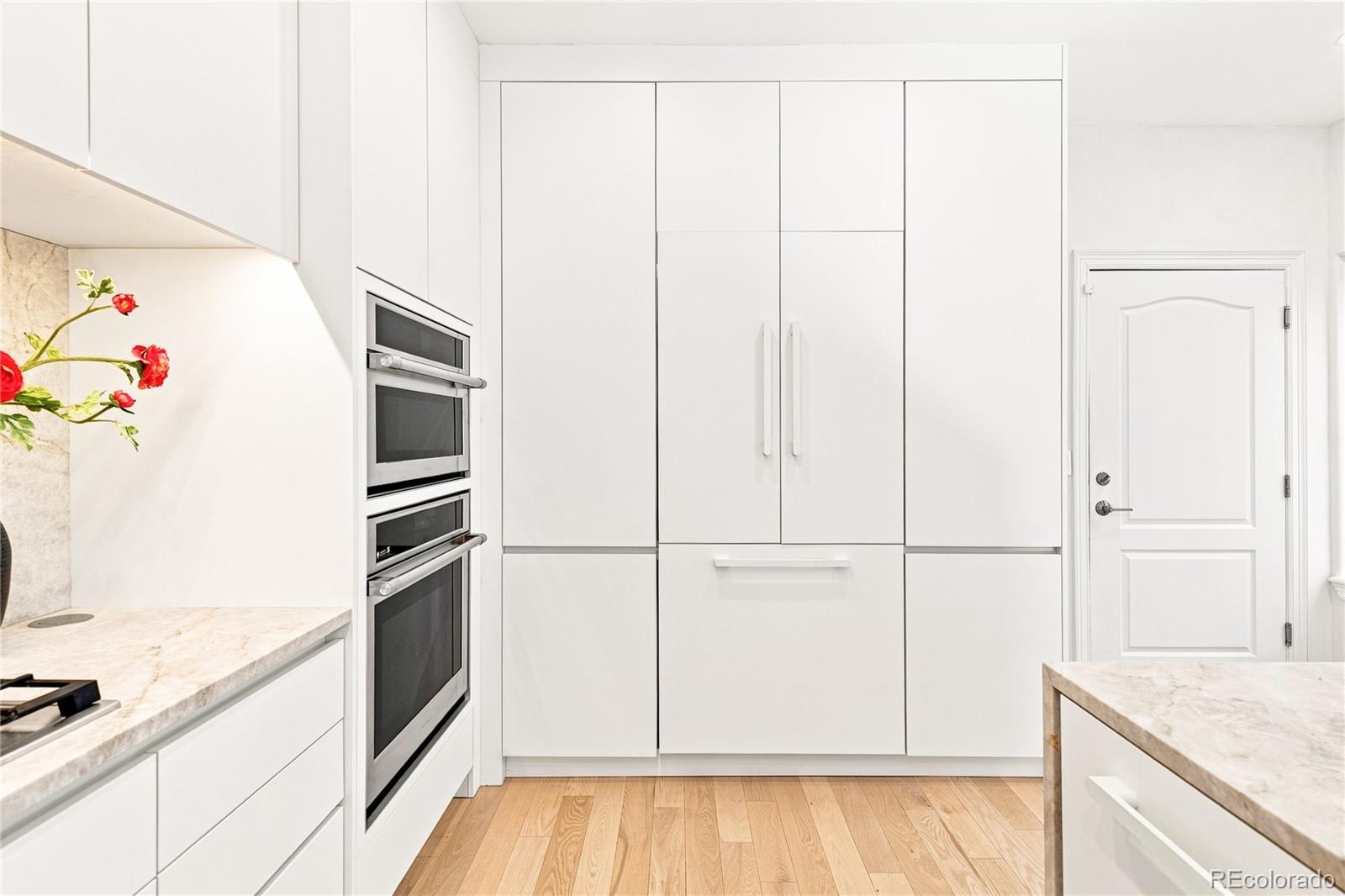 MLS Image #12 for 148 s locust street,denver, Colorado