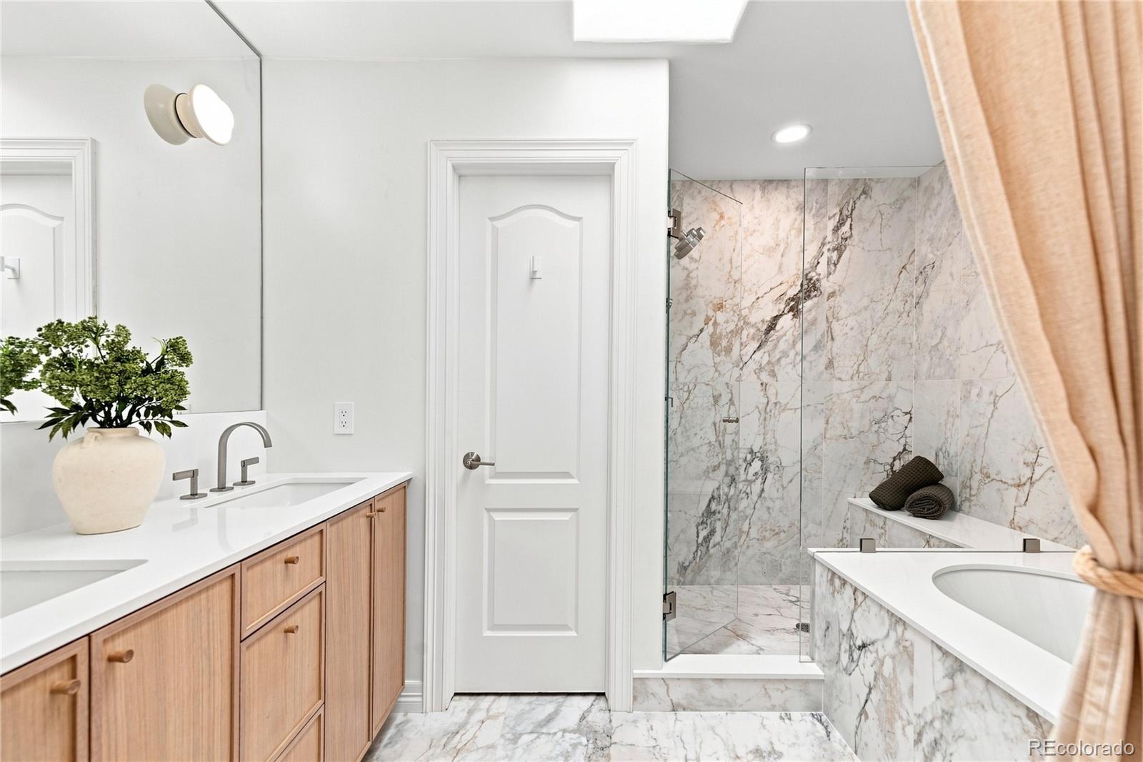MLS Image #18 for 148 s locust street,denver, Colorado