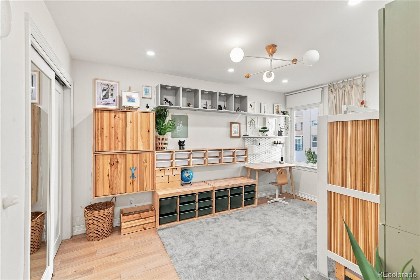 MLS Image #23 for 148 s locust street,denver, Colorado