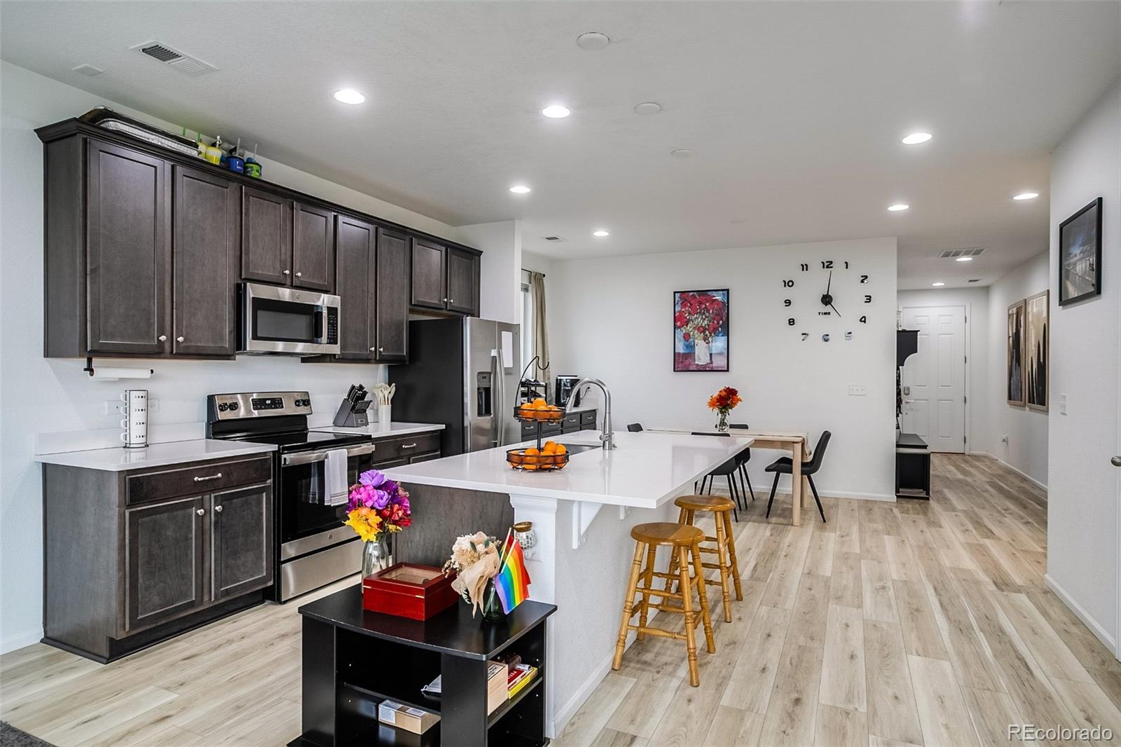MLS Image #4 for 27656 e 10th drive,aurora, Colorado