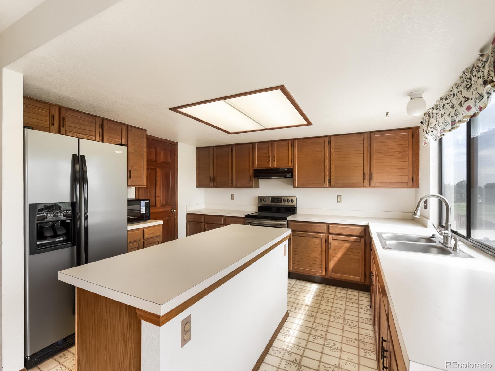 MLS Image #5 for 12158 w park hill place,littleton, Colorado