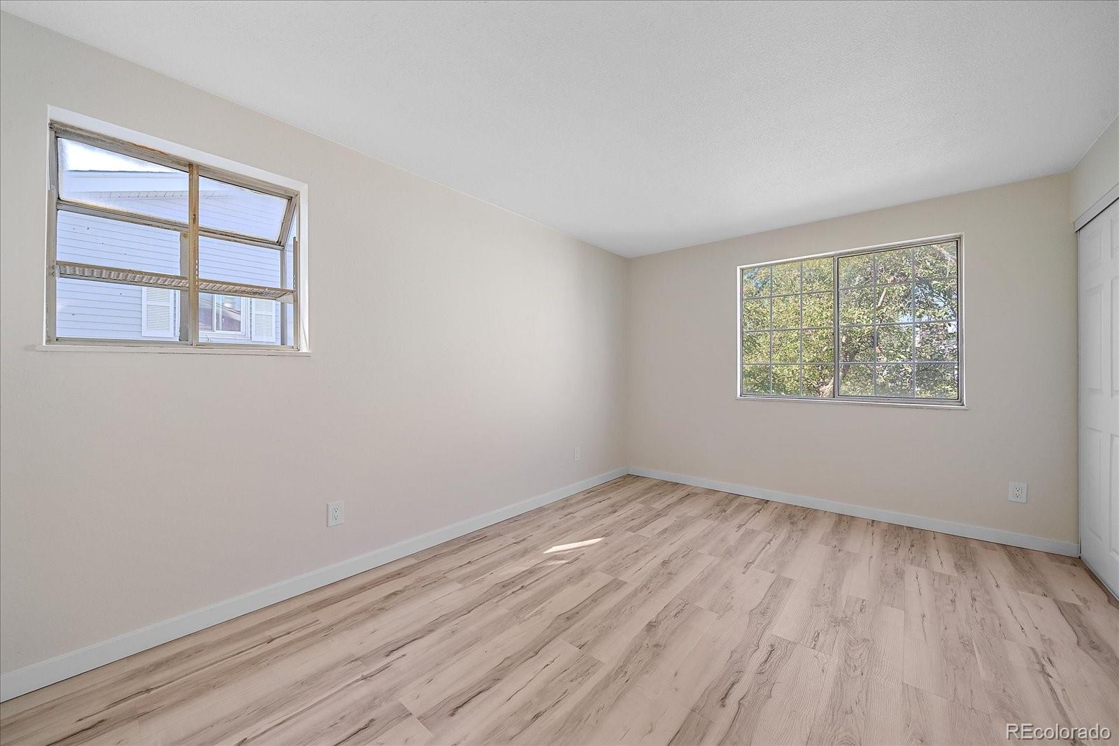 MLS Image #10 for 13352 e jewell avenue,aurora, Colorado