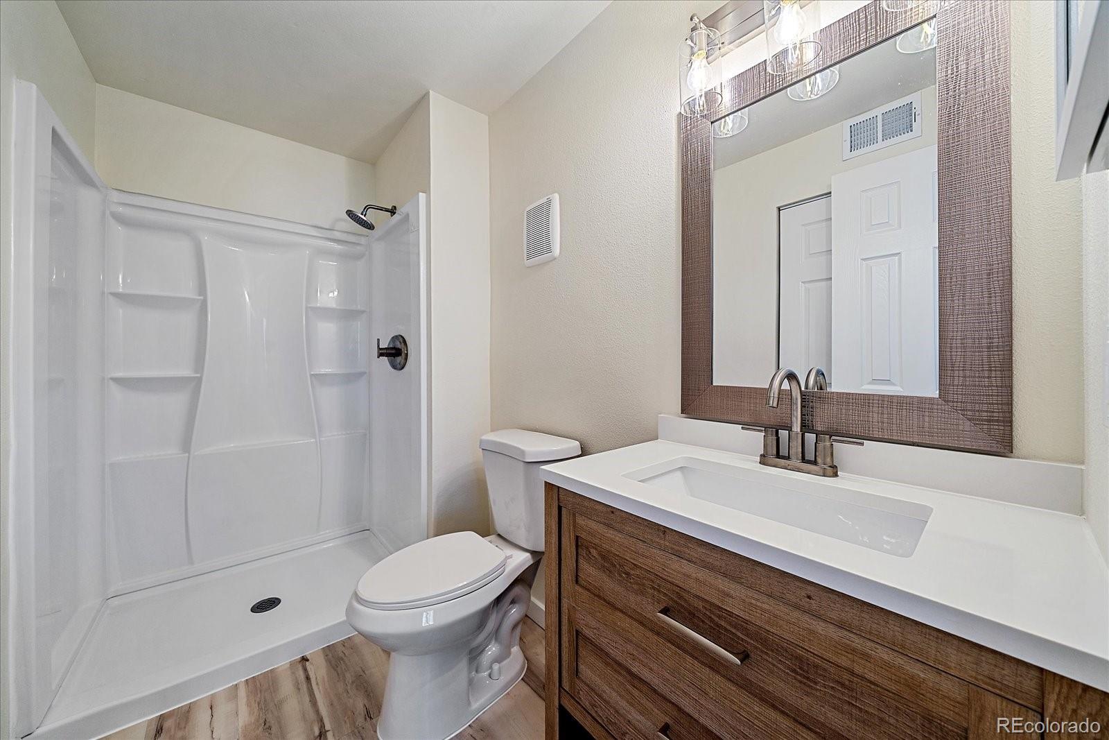 MLS Image #11 for 13352 e jewell avenue,aurora, Colorado