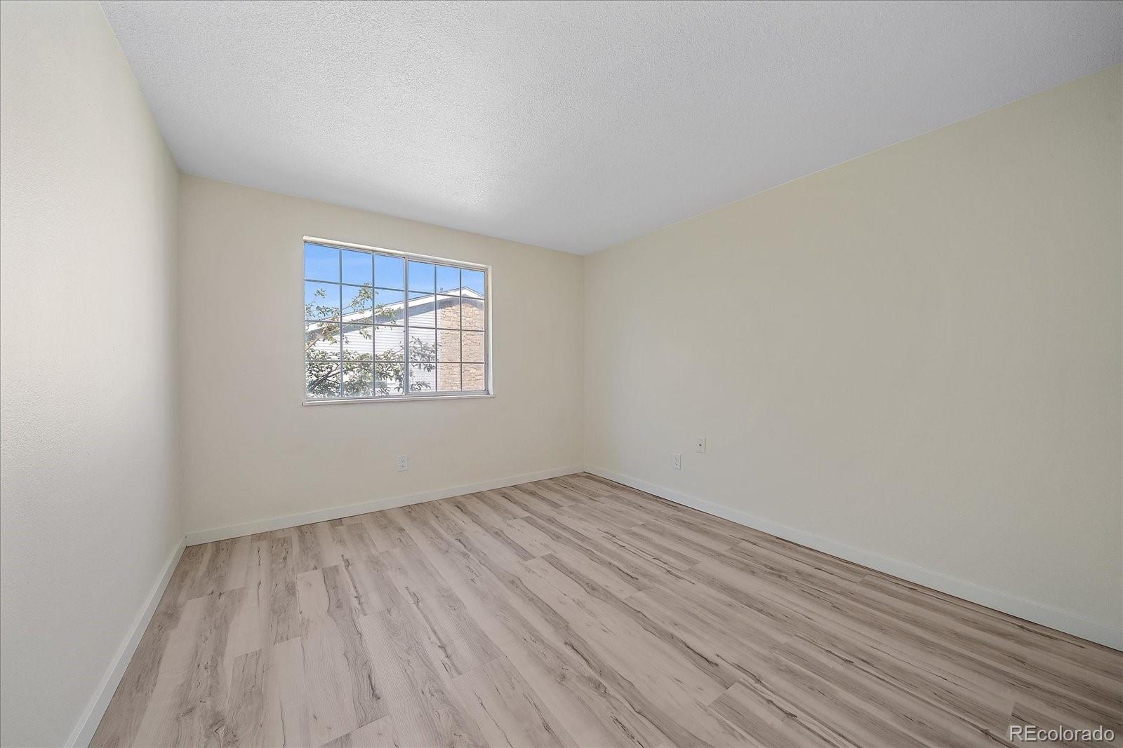 MLS Image #12 for 13352 e jewell avenue,aurora, Colorado