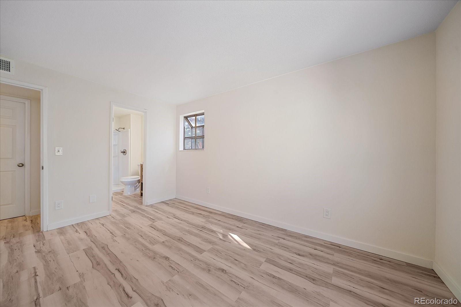 MLS Image #16 for 13352 e jewell avenue,aurora, Colorado