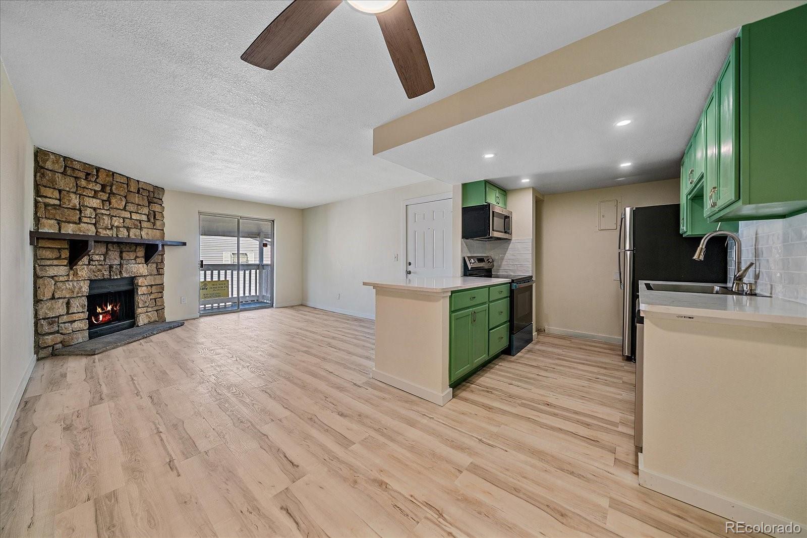 MLS Image #6 for 13352 e jewell avenue,aurora, Colorado