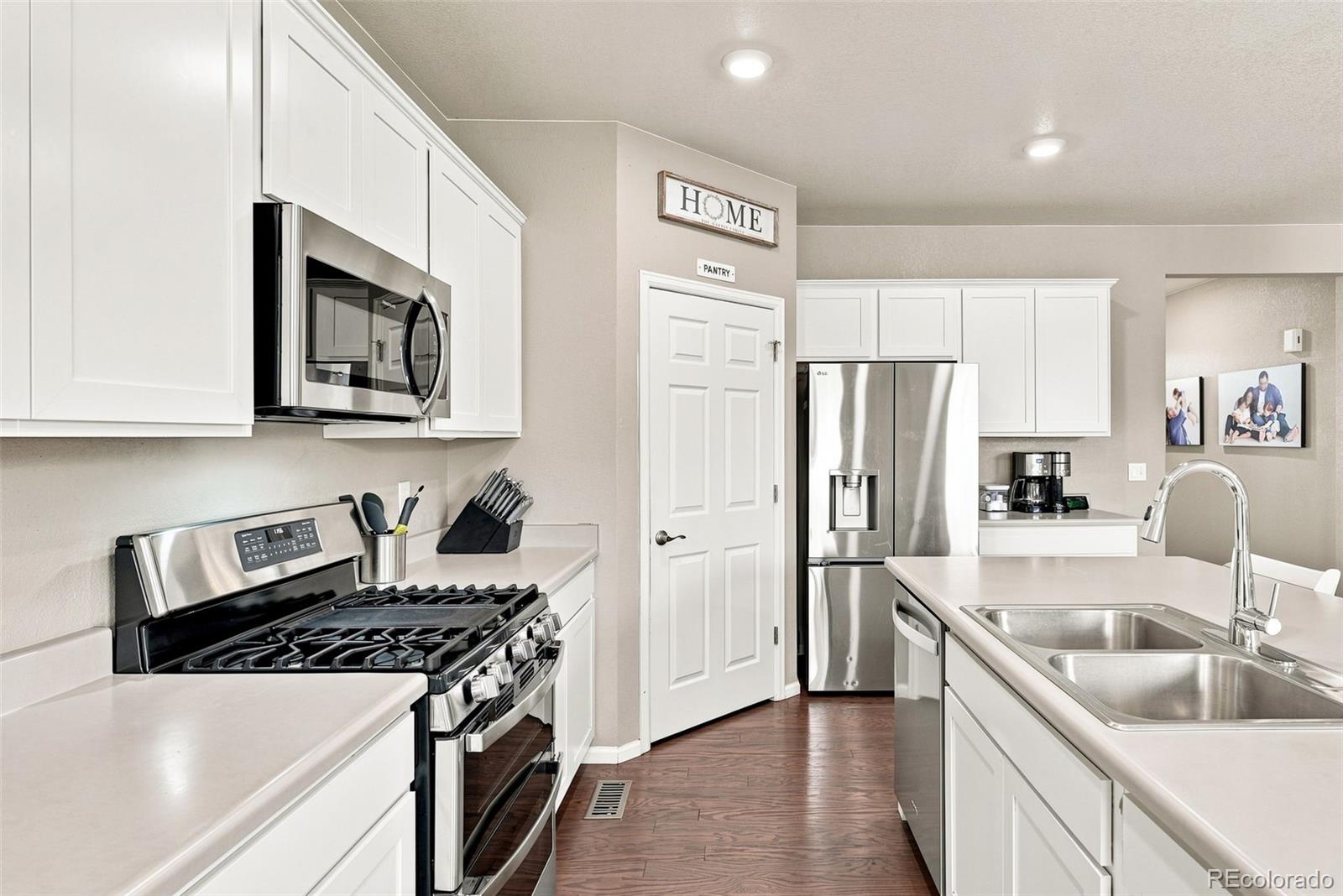 MLS Image #11 for 6824  morrison drive,frederick, Colorado