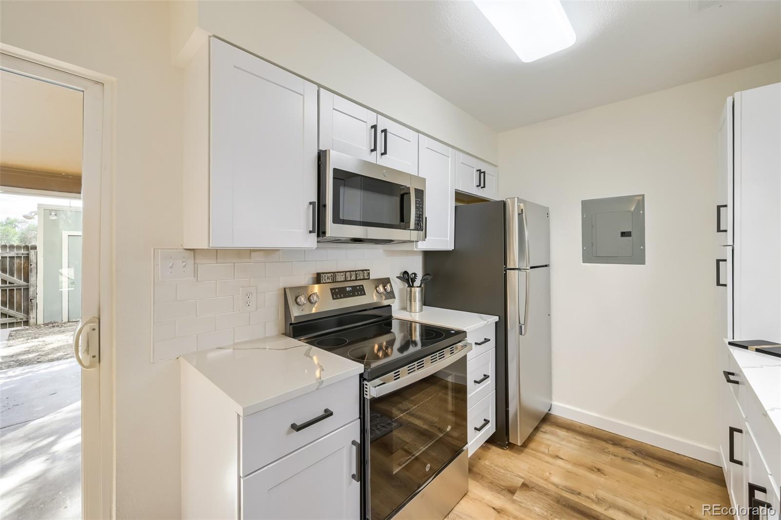 MLS Image #10 for 4970  homestead place,thornton, Colorado