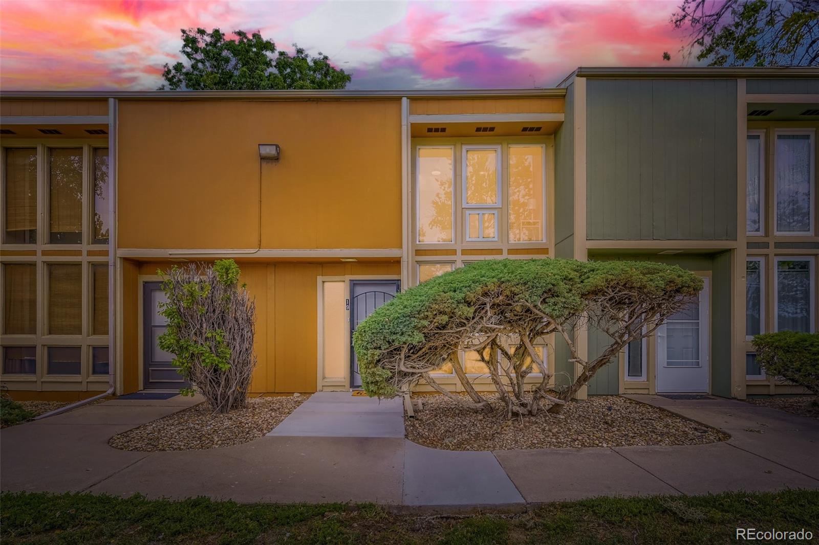 MLS Image #2 for 4970  homestead place,thornton, Colorado
