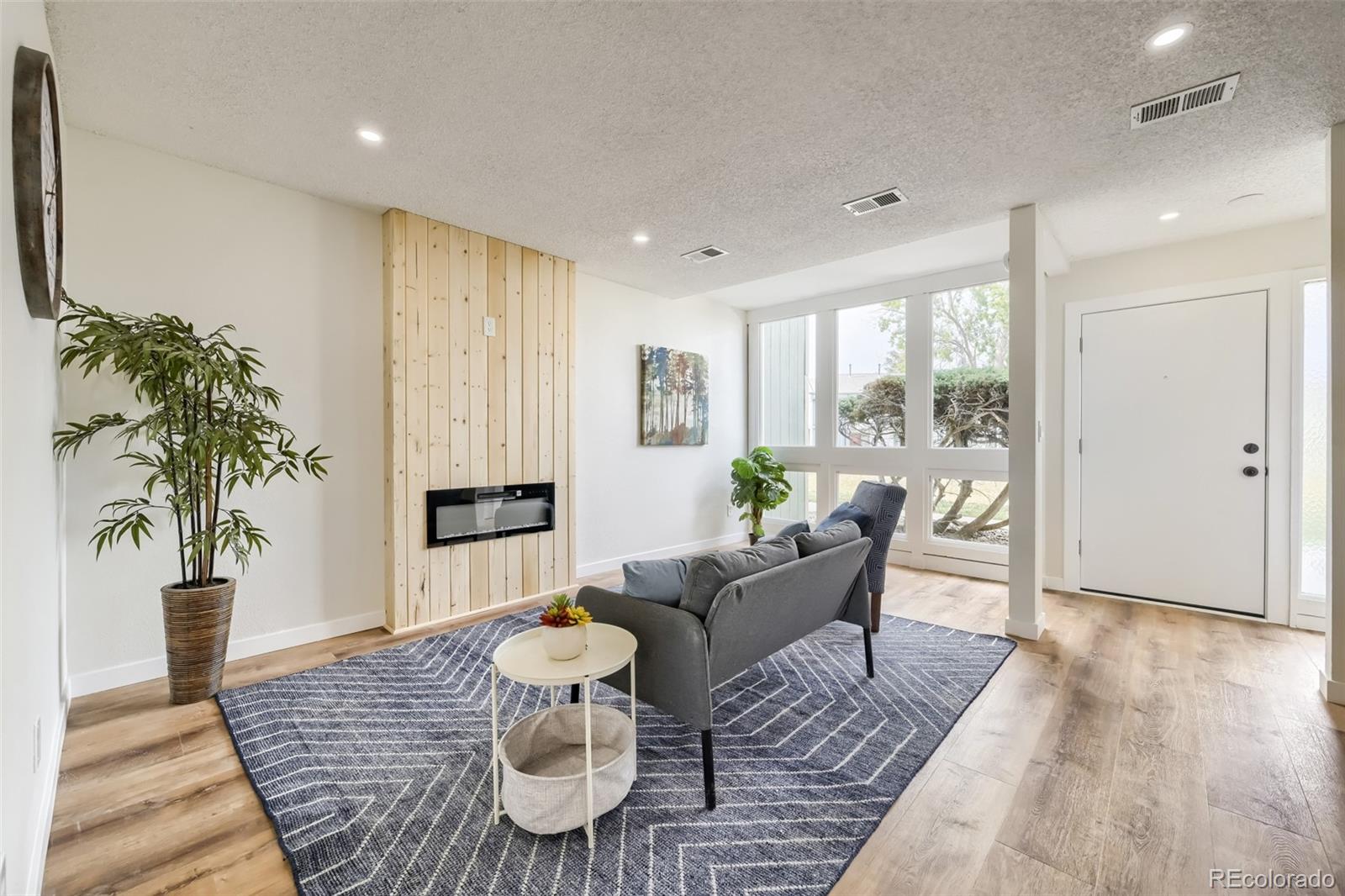 MLS Image #3 for 4970  homestead place,thornton, Colorado