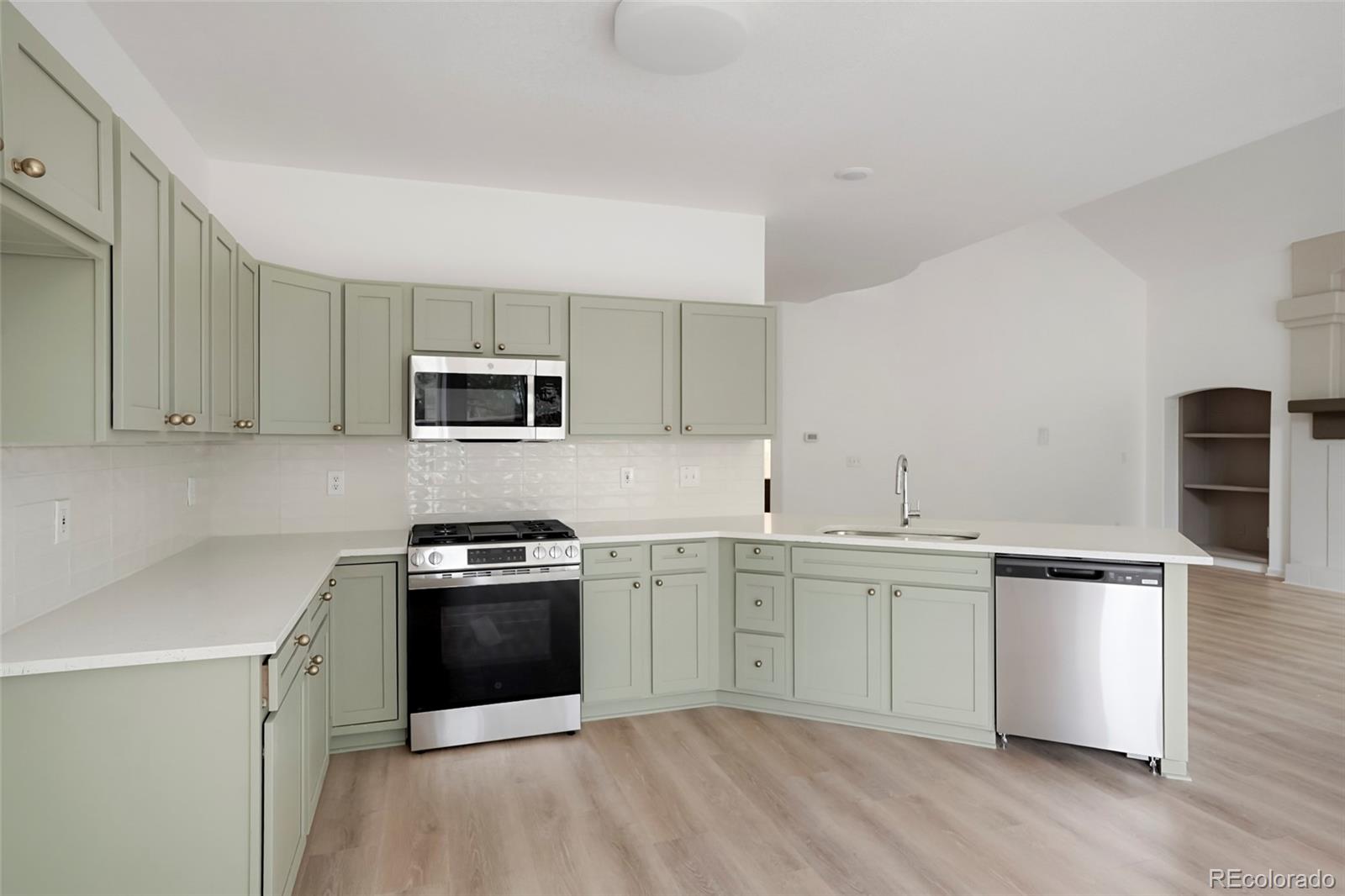 MLS Image #23 for 1305 w 12th avenue,broomfield, Colorado