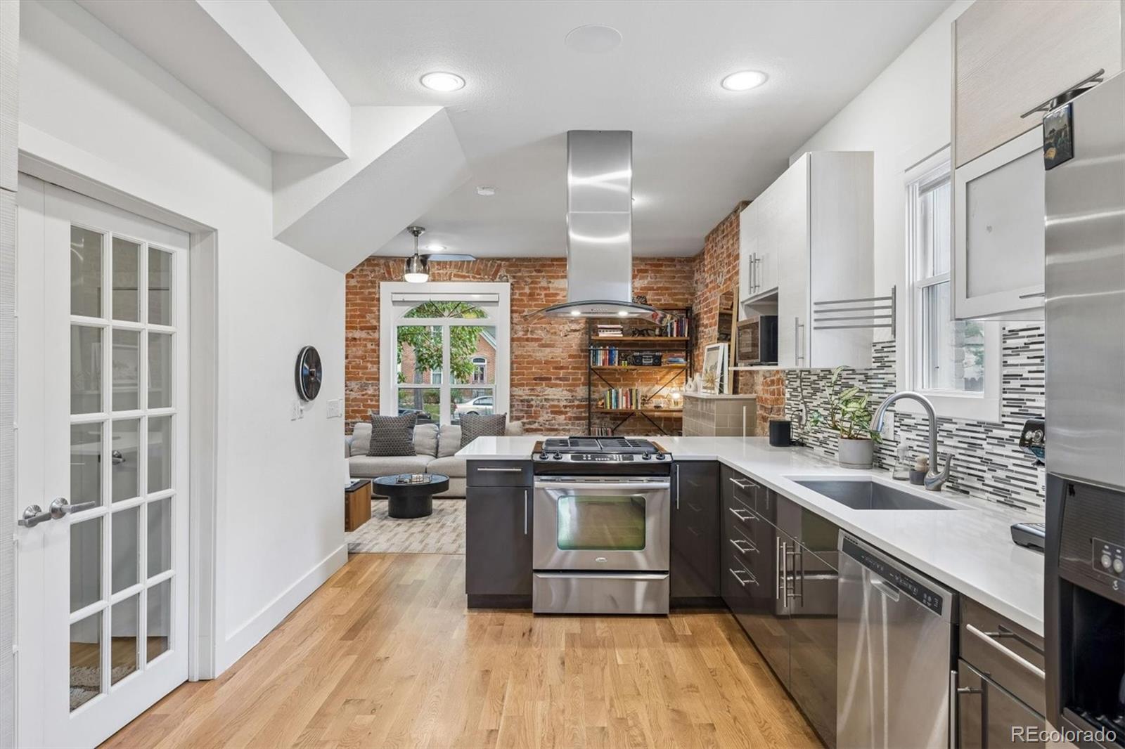 MLS Image #13 for 2658  stout street,denver, Colorado