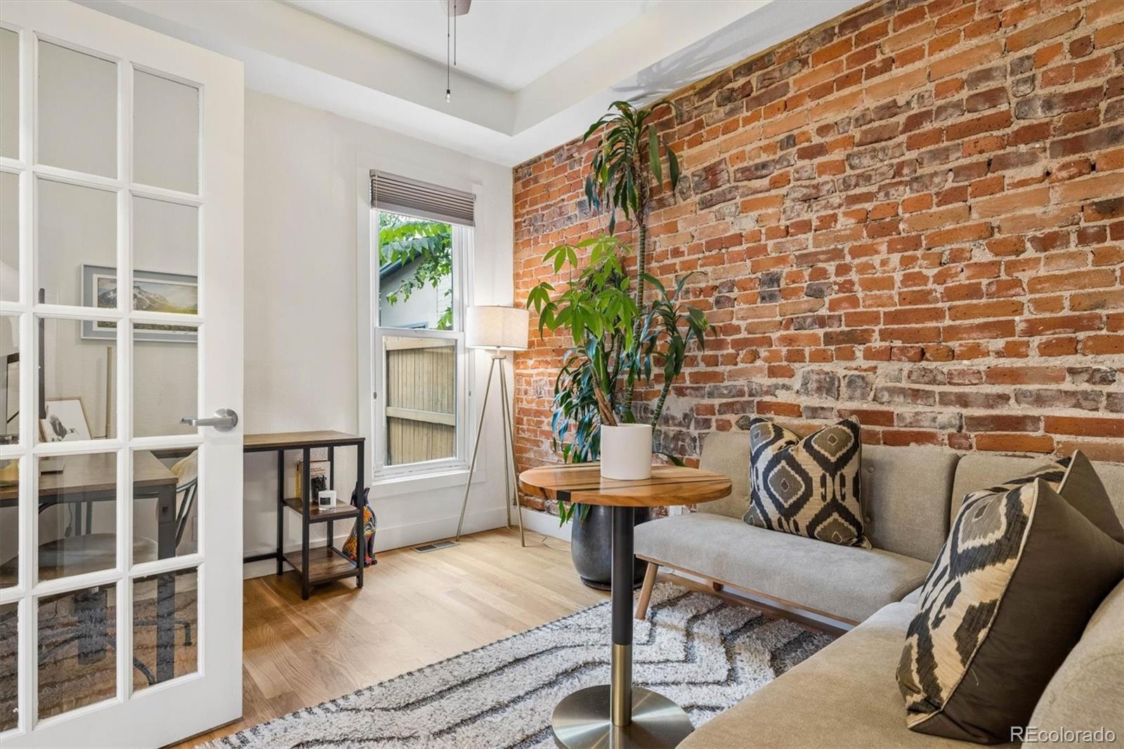 MLS Image #14 for 2658  stout street,denver, Colorado