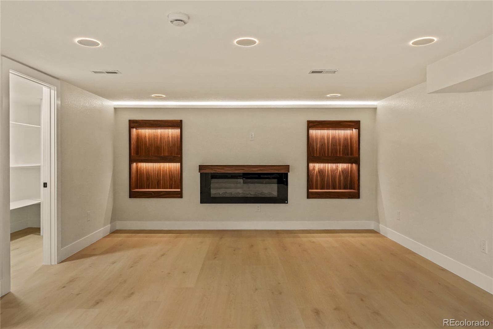 MLS Image #38 for 4169  hooker street,denver, Colorado