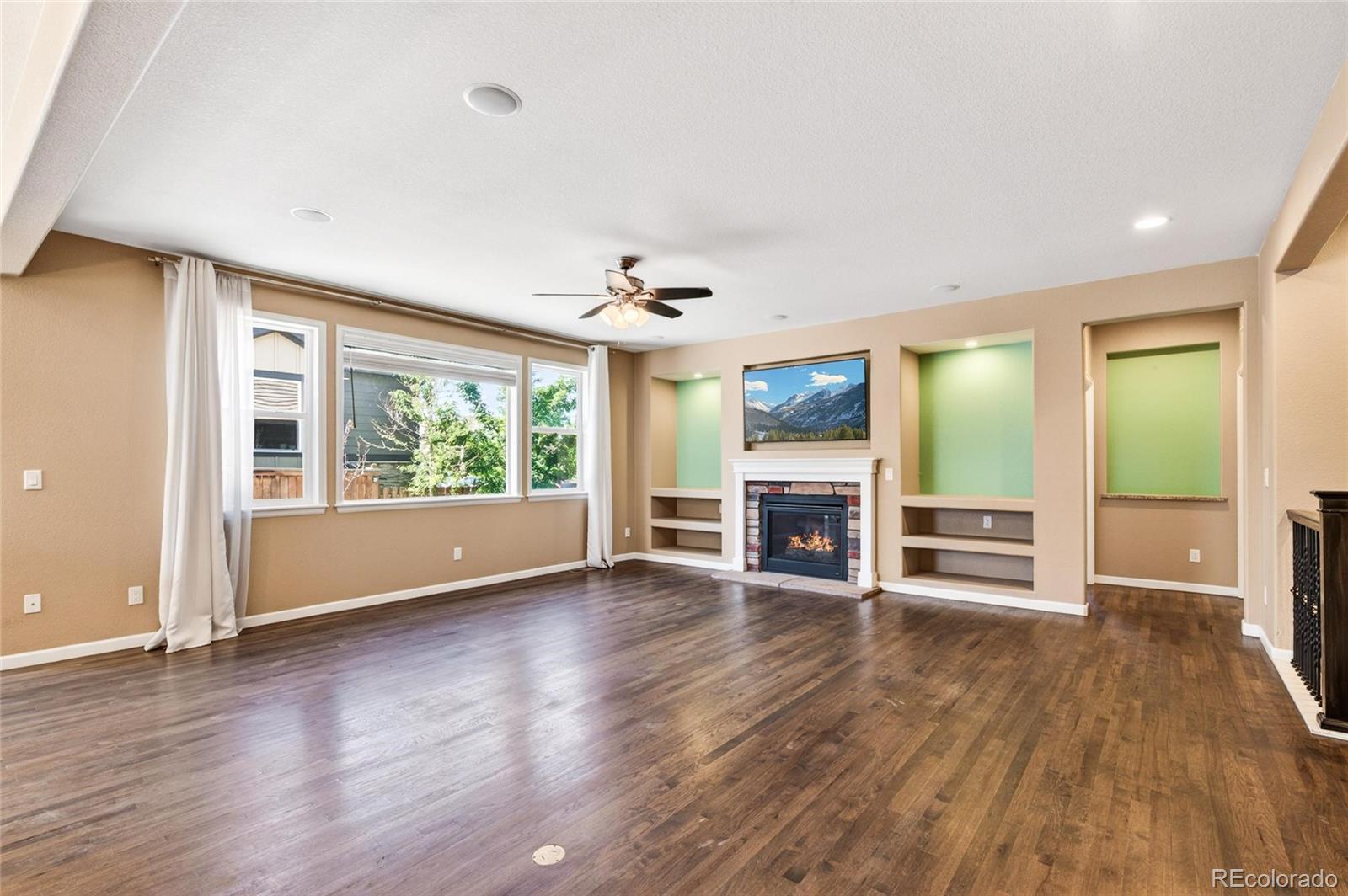 MLS Image #9 for 15424 e 115th avenue,commerce city, Colorado