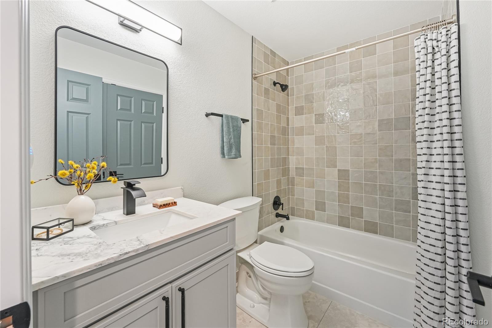 MLS Image #23 for 11  long spur ,littleton, Colorado