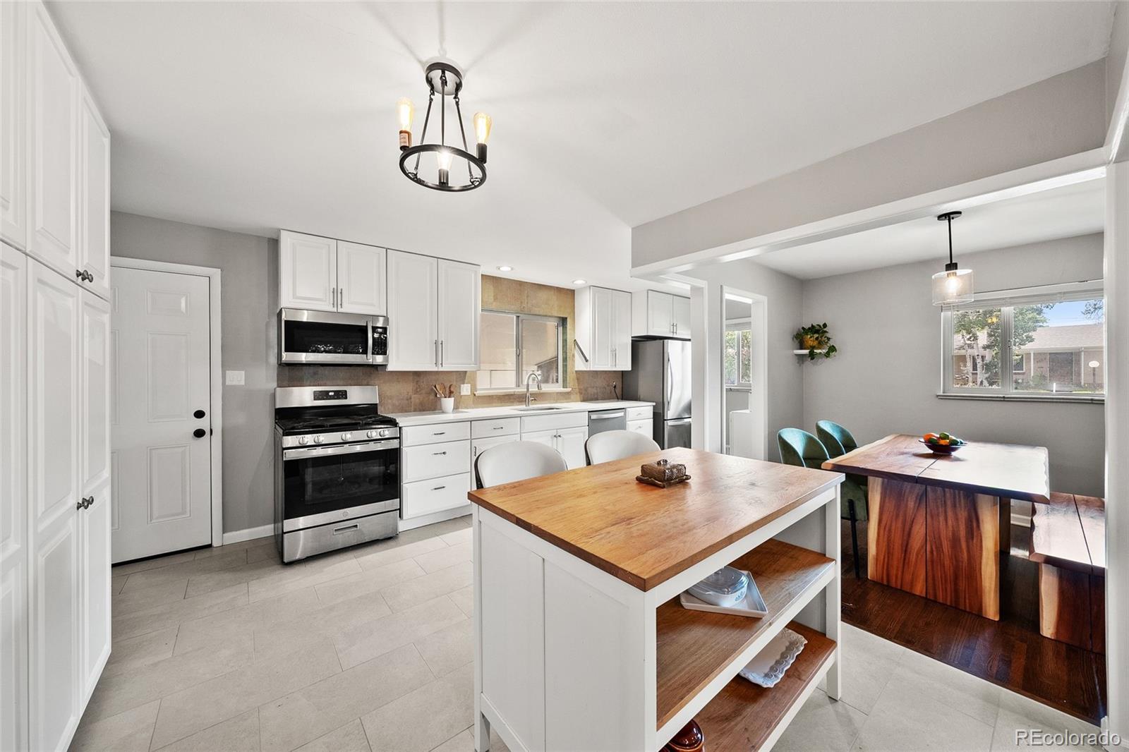 MLS Image #12 for 5401 e colorado avenue,denver, Colorado