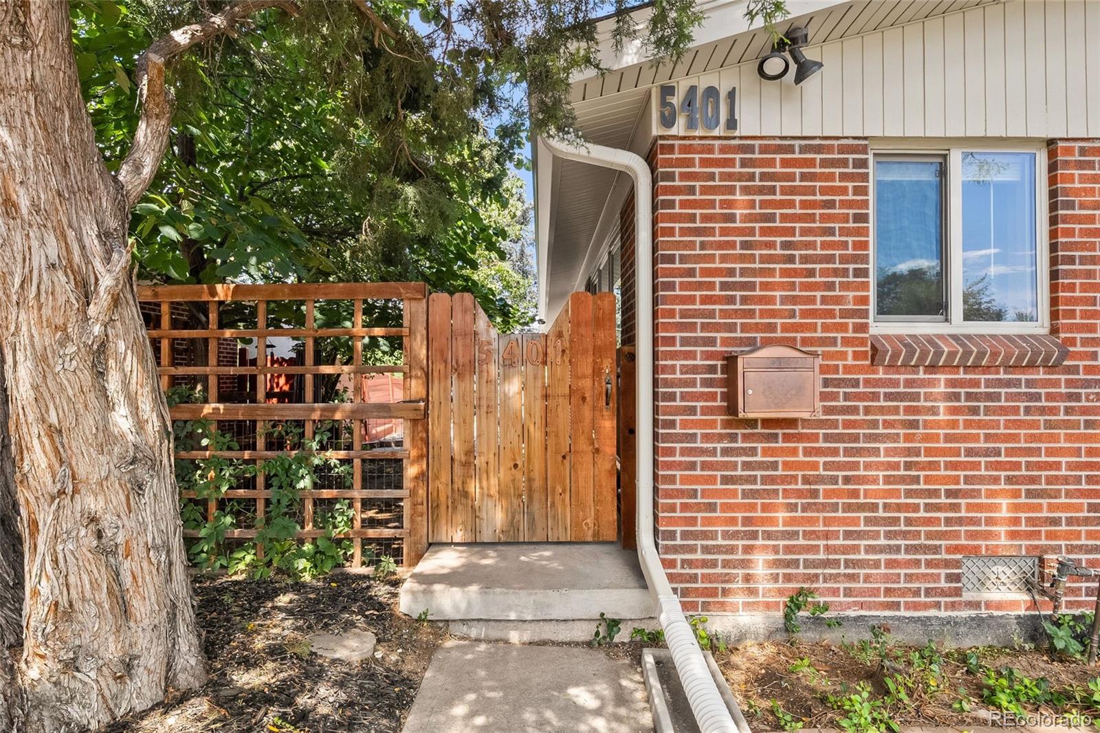 MLS Image #26 for 5401 e colorado avenue,denver, Colorado