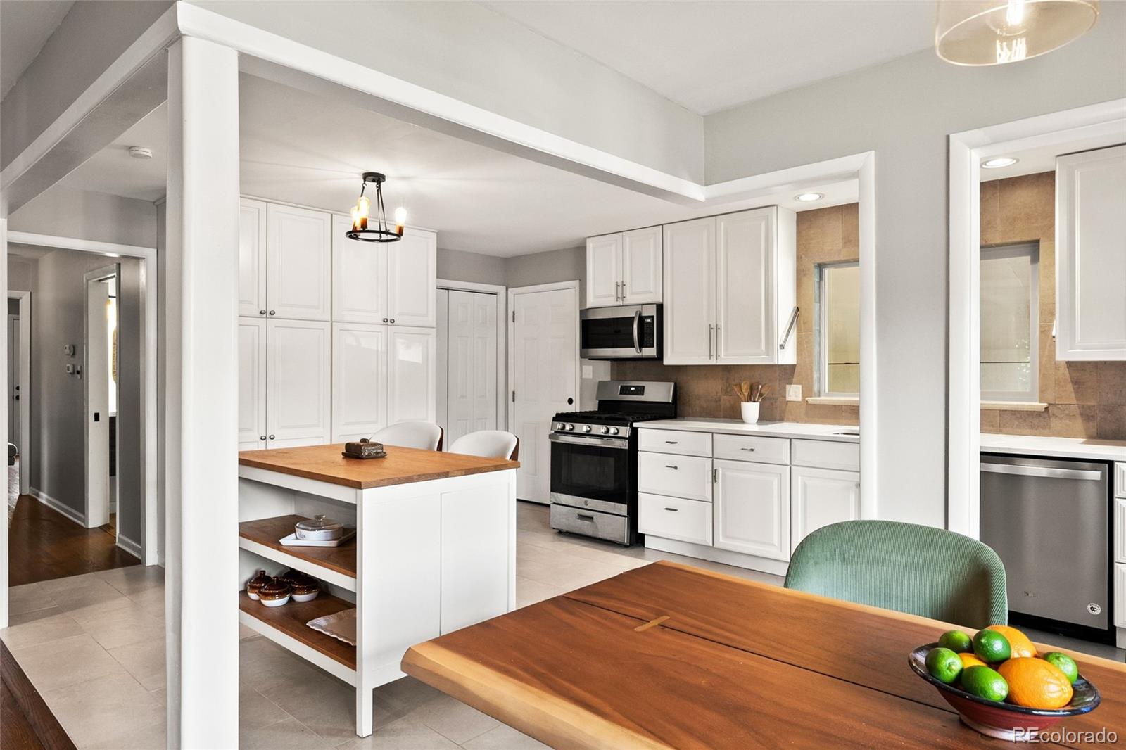 MLS Image #6 for 5401 e colorado avenue,denver, Colorado