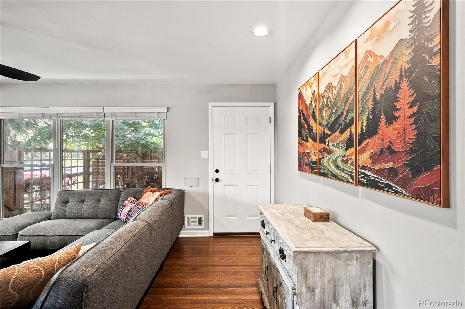 MLS Image #7 for 5401 e colorado avenue,denver, Colorado