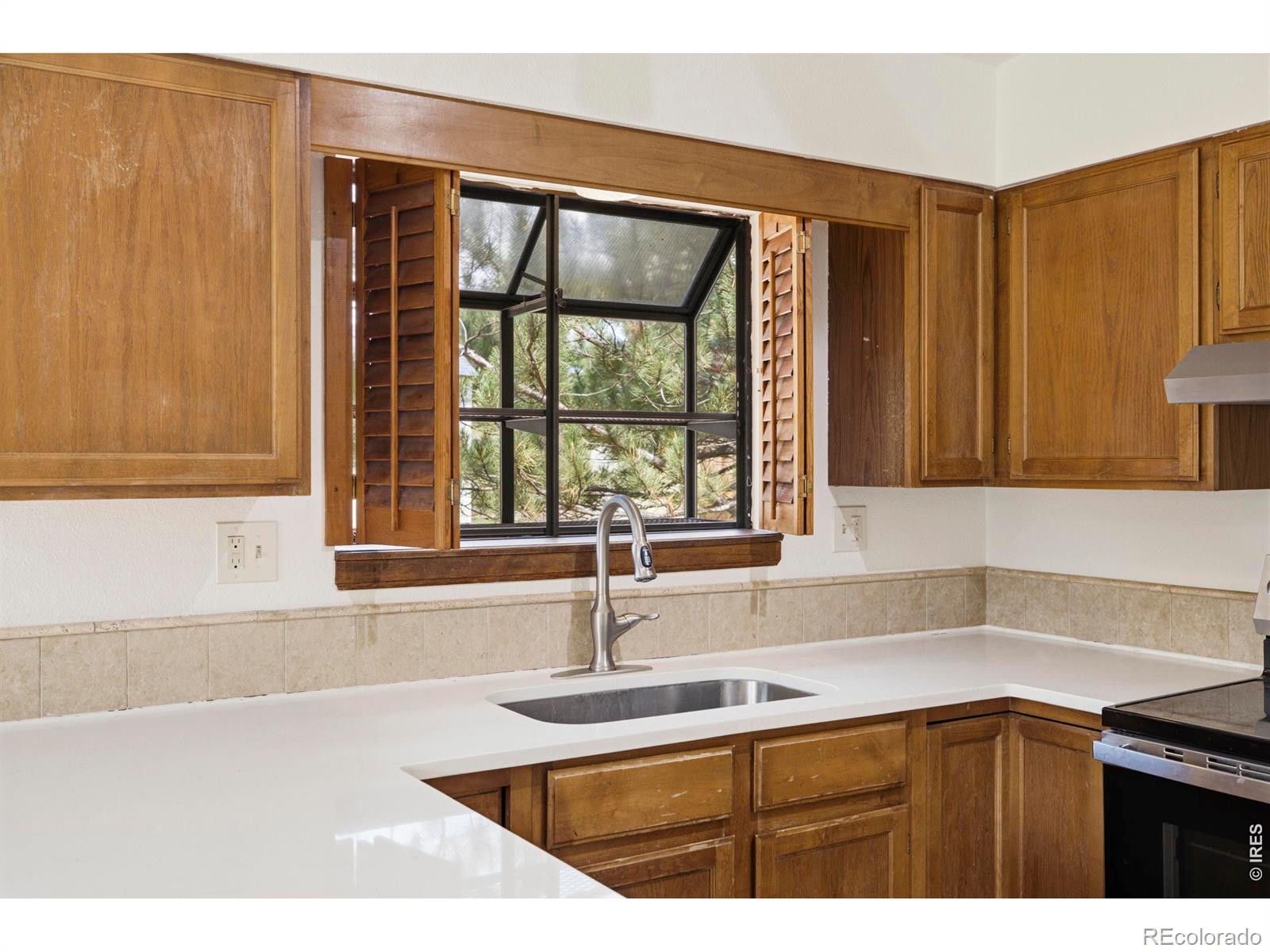 MLS Image #4 for 1200  hillside court,fort collins, Colorado