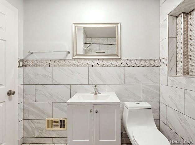 MLS Image #22 for 883 s quieto way,denver, Colorado