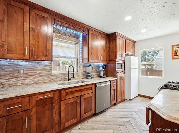 MLS Image #8 for 883 s quieto way,denver, Colorado