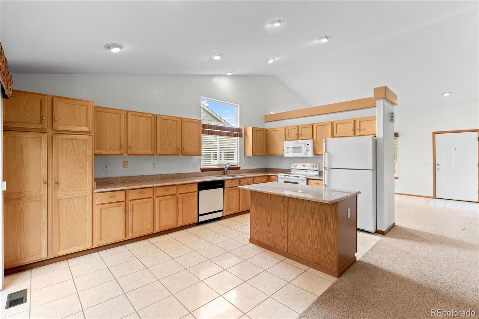 MLS Image #2 for 2154 s waco street,aurora, Colorado