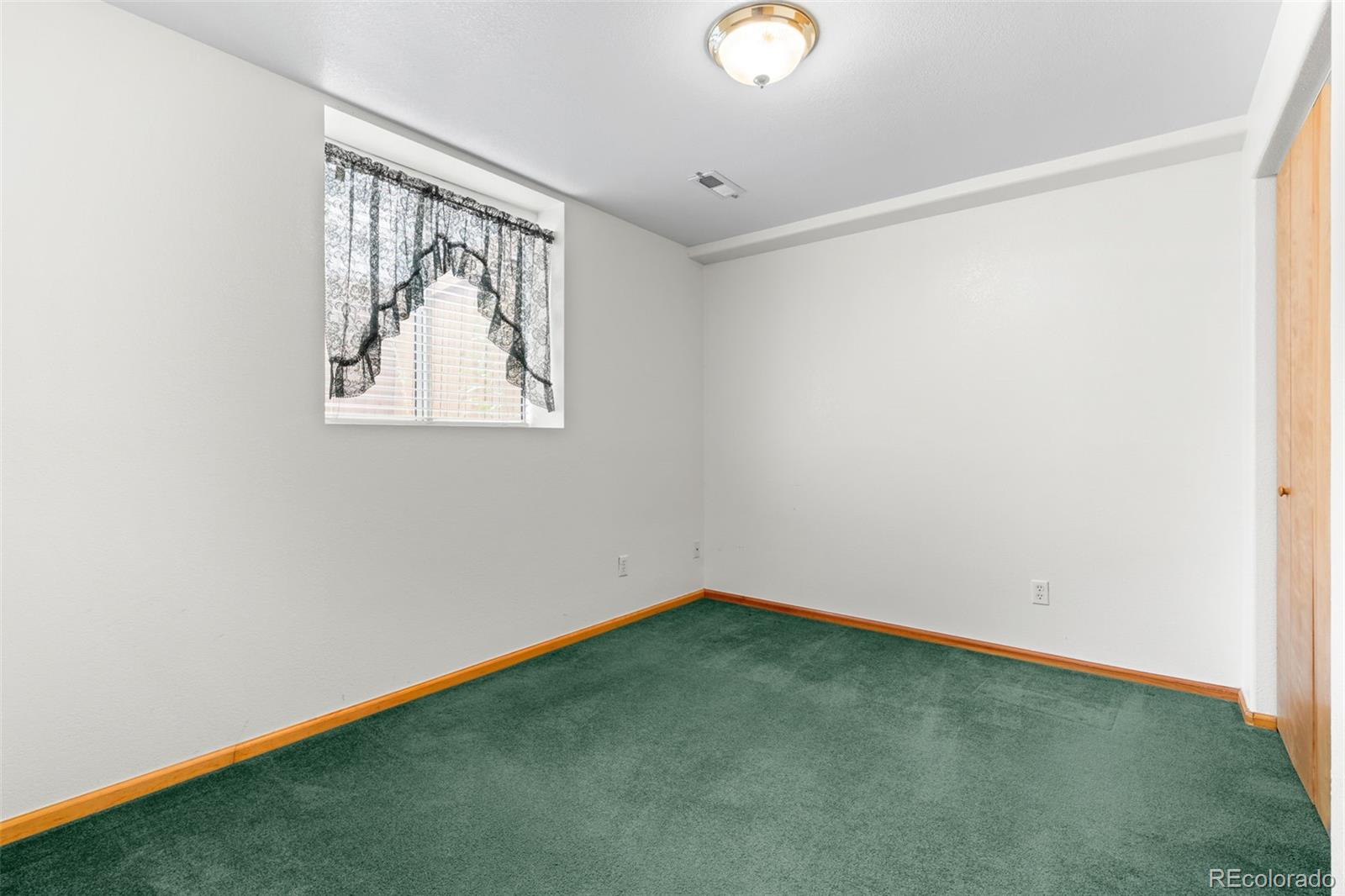 MLS Image #22 for 2154 s waco street,aurora, Colorado