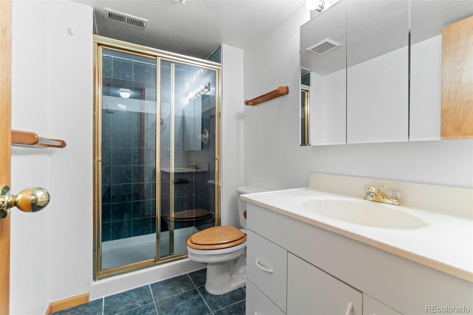 MLS Image #24 for 2154 s waco street,aurora, Colorado