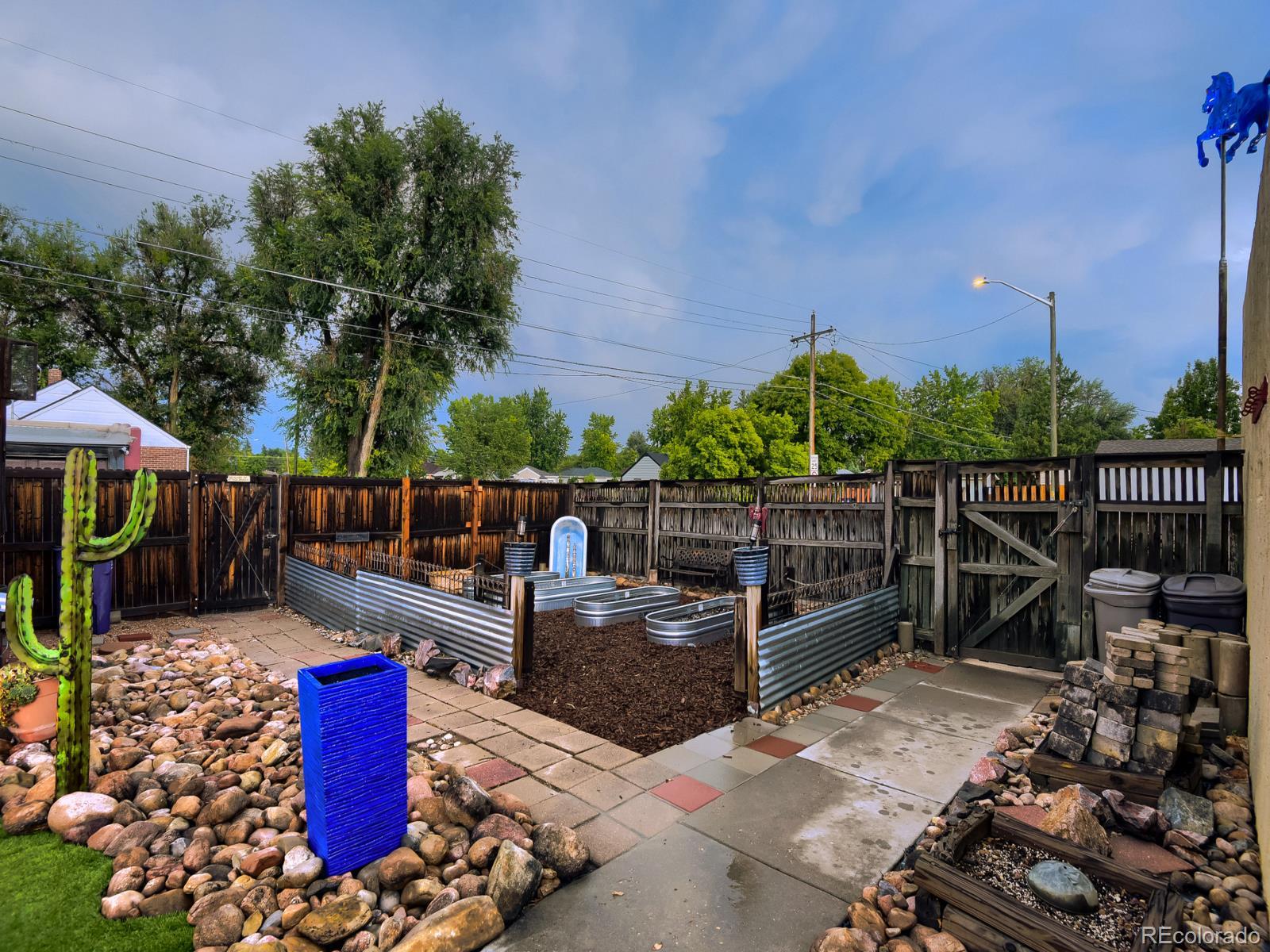 MLS Image #5 for 1300  syracuse street,denver, Colorado