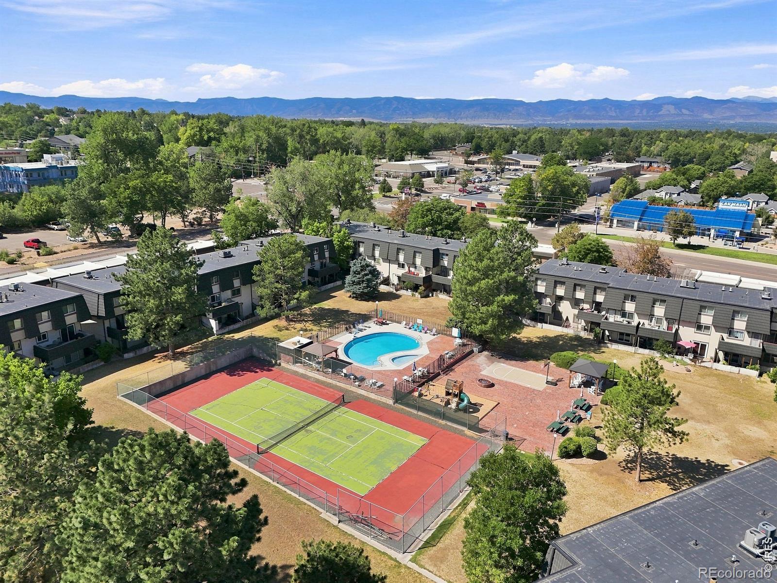 MLS Image #14 for 50 e highline circle,centennial, Colorado