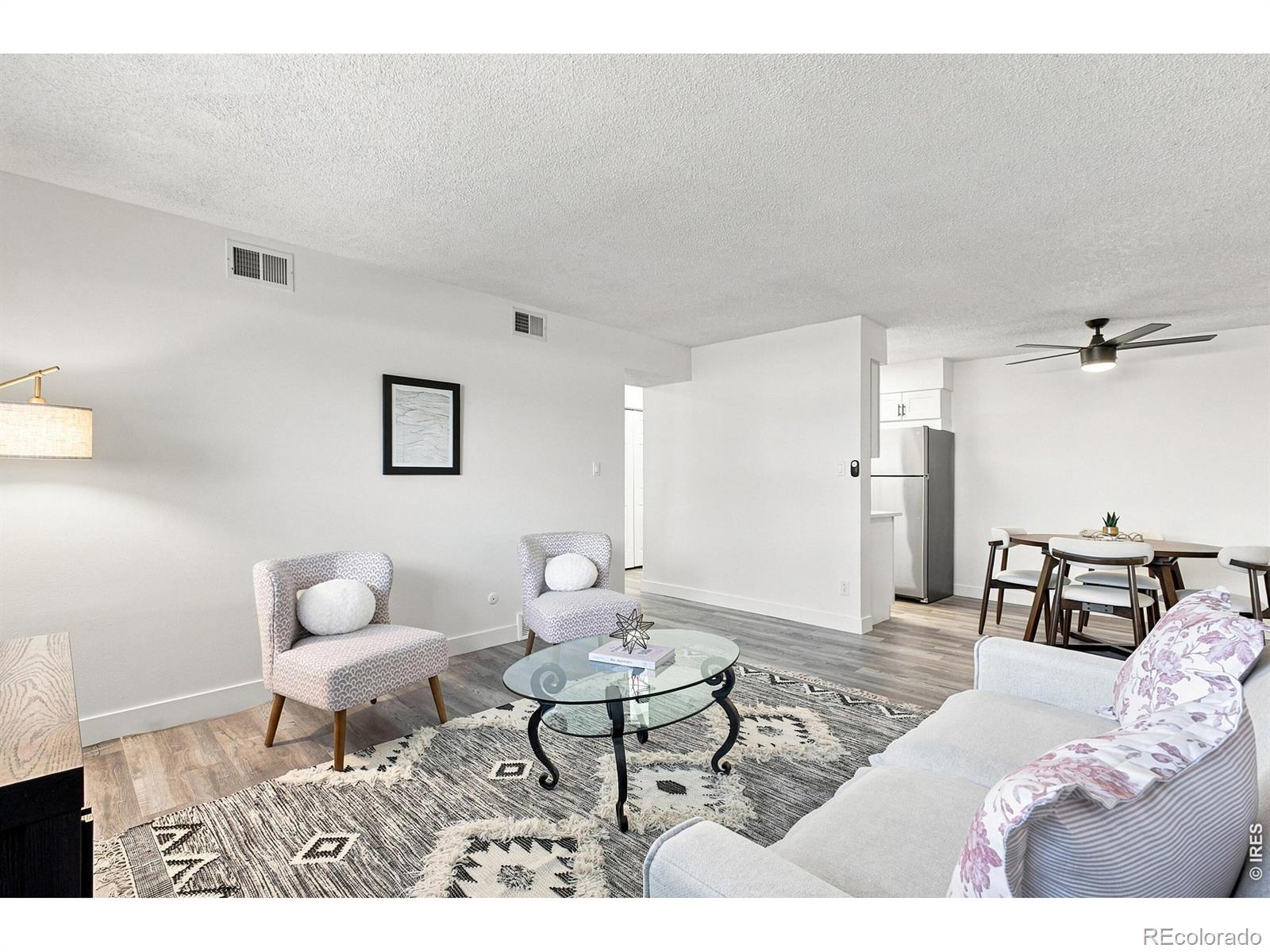MLS Image #3 for 50 e highline circle,centennial, Colorado