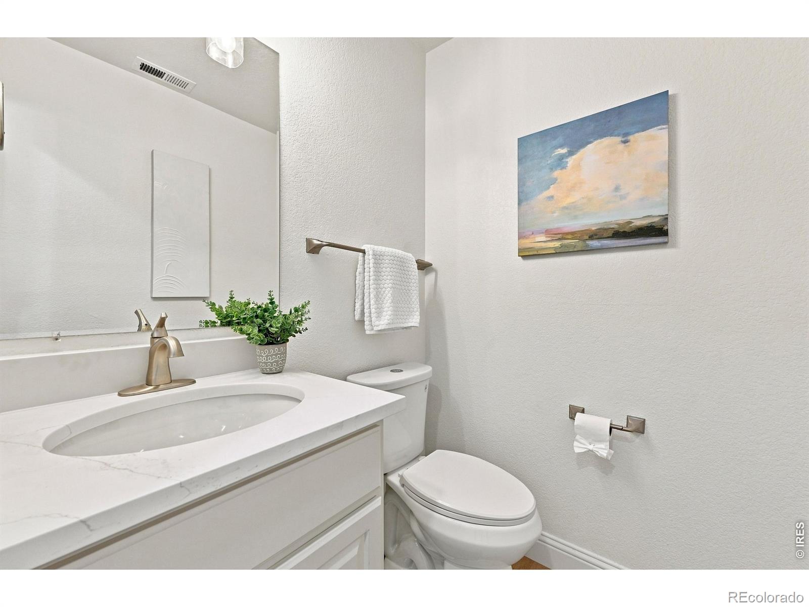 MLS Image #13 for 7945 s kittredge street,englewood, Colorado