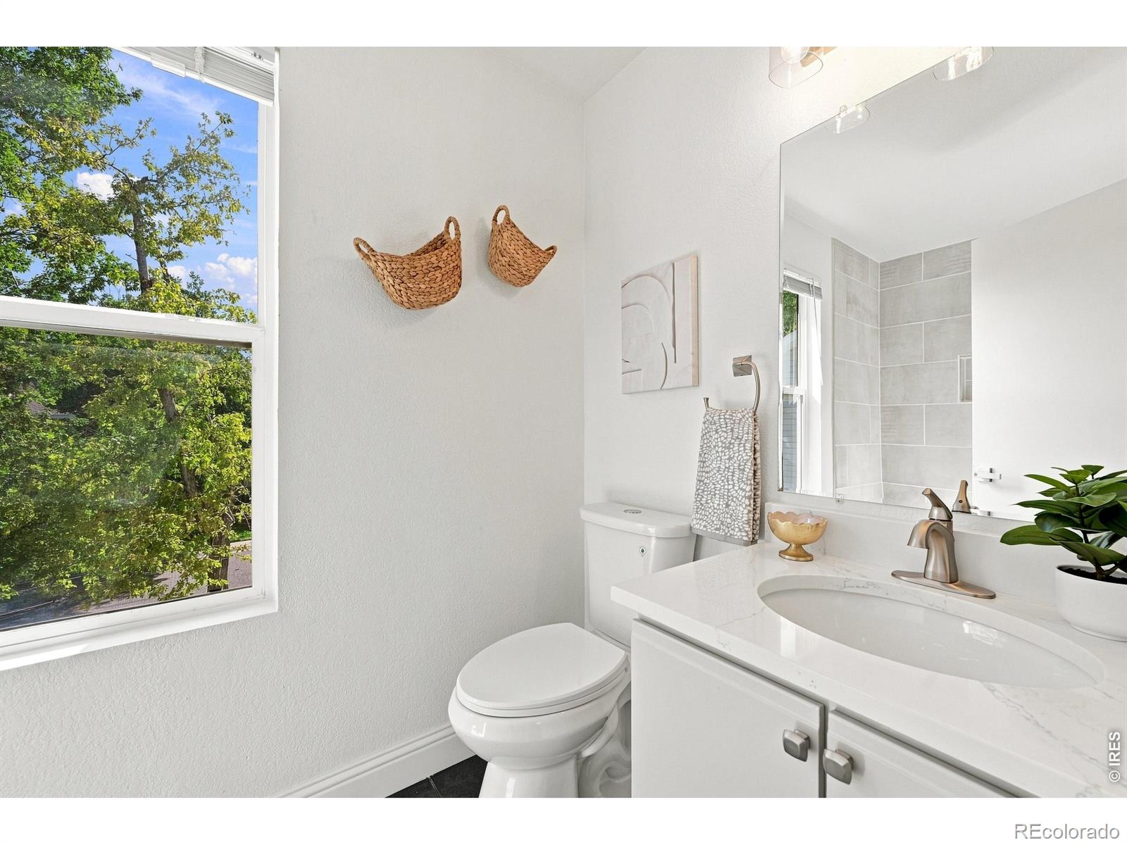 MLS Image #18 for 7945 s kittredge street,englewood, Colorado
