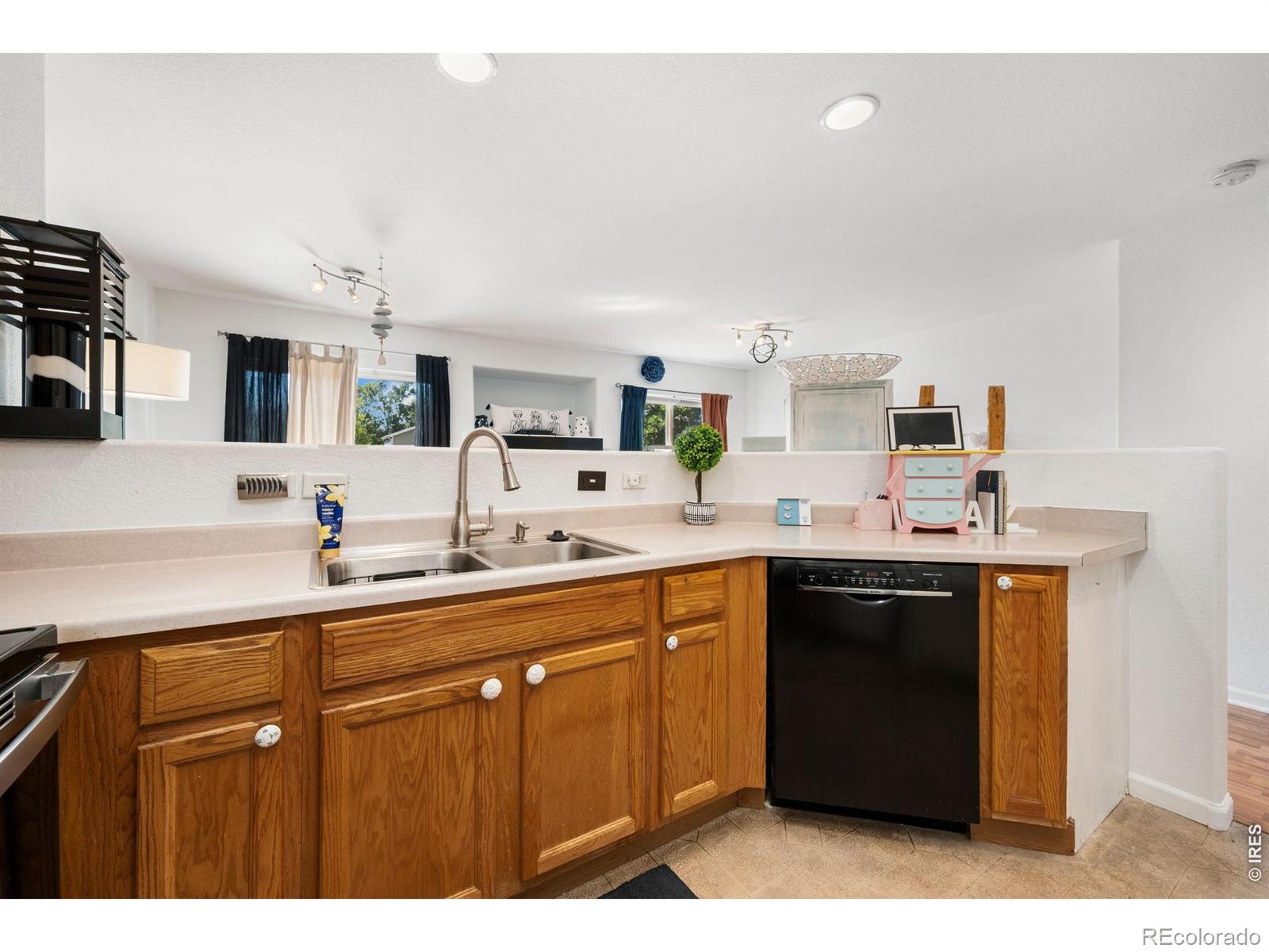 MLS Image #3 for 1656  oak creek drive,loveland, Colorado