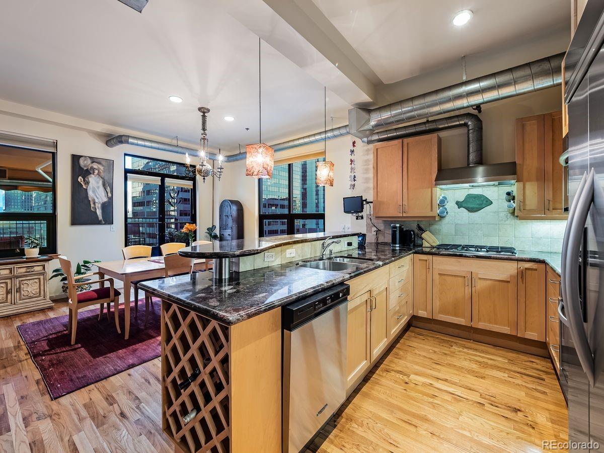 MLS Image #8 for 1800  lawrence street,denver, Colorado