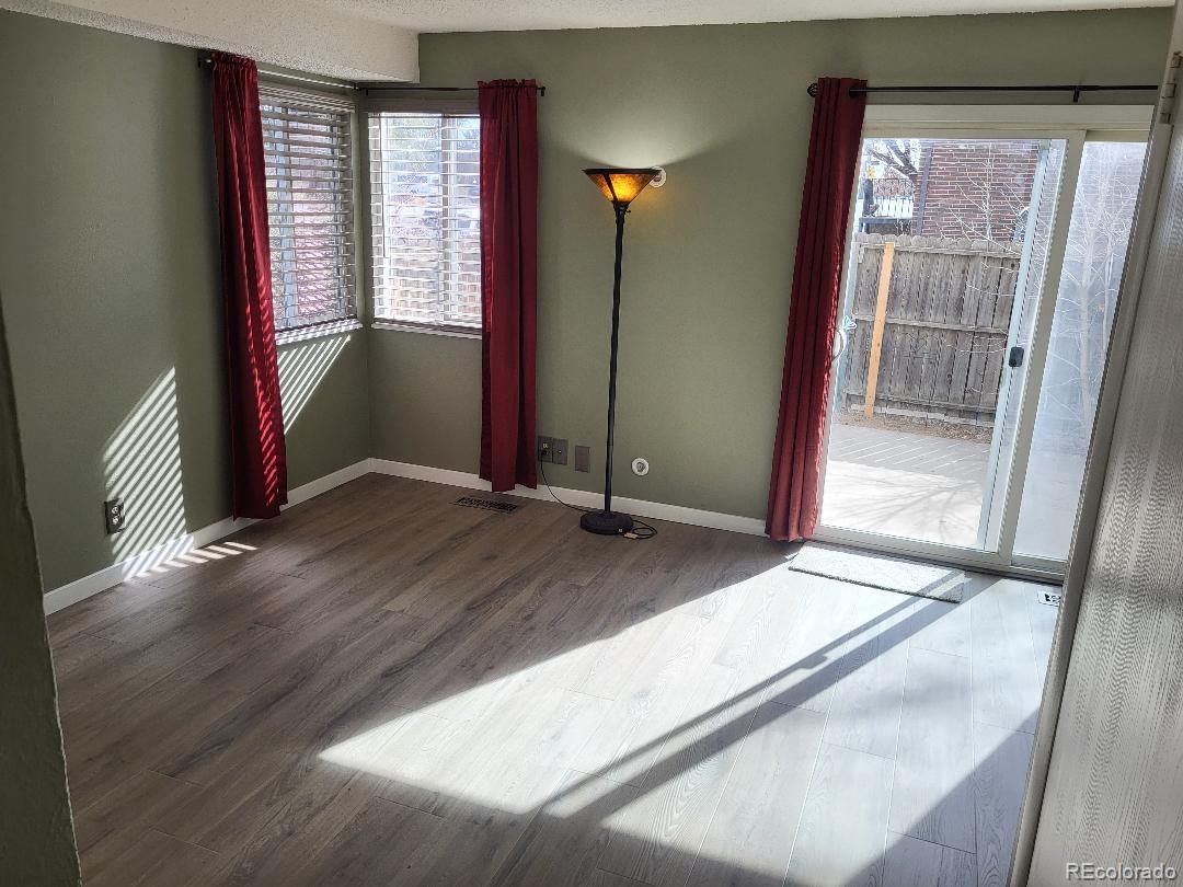 MLS Image #6 for 12056 e 25th avenue,aurora, Colorado