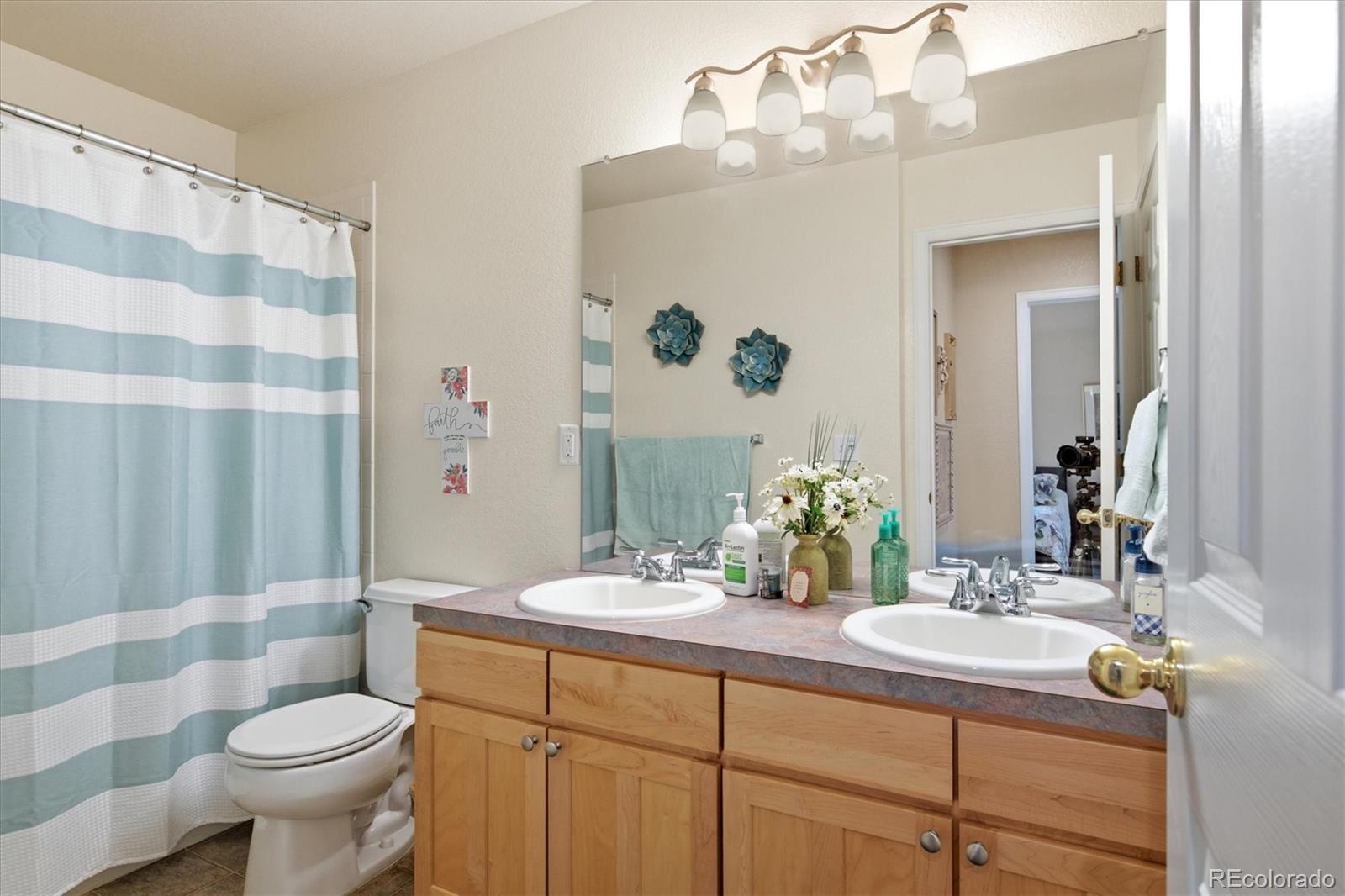 MLS Image #8 for 13722  legend way 104,broomfield, Colorado