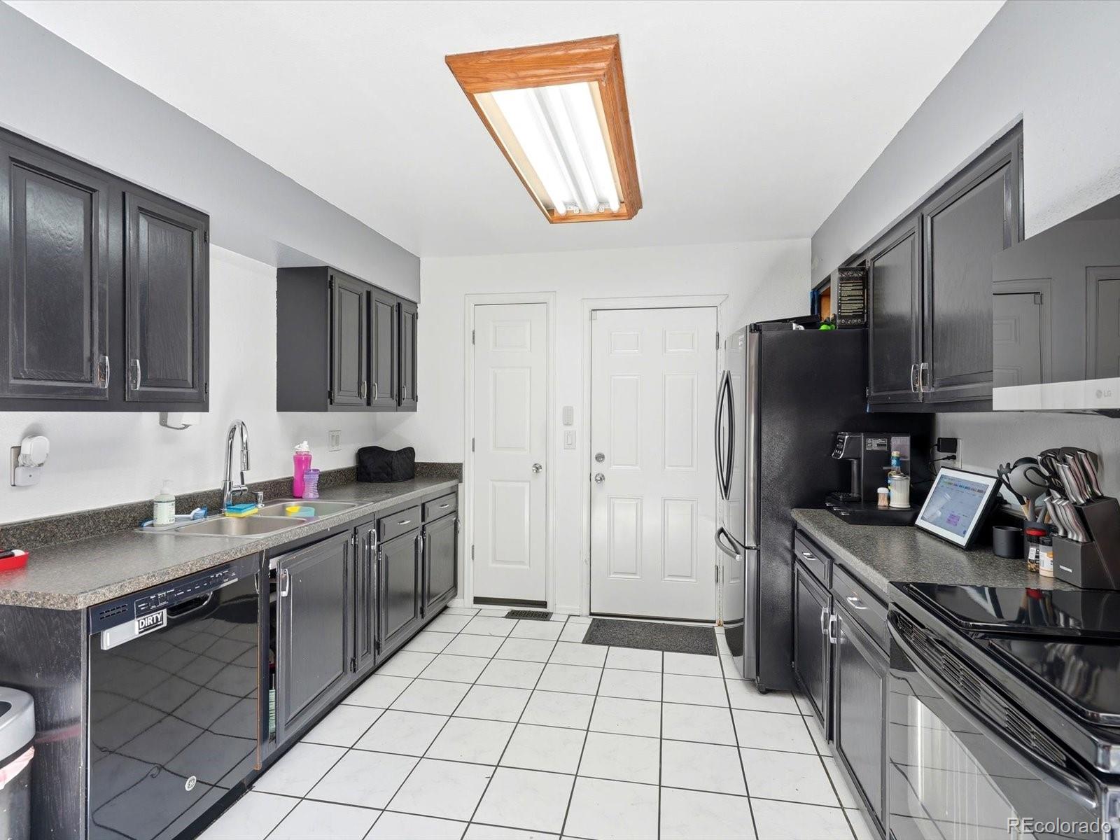 MLS Image #2 for 1736 s olathe street,aurora, Colorado