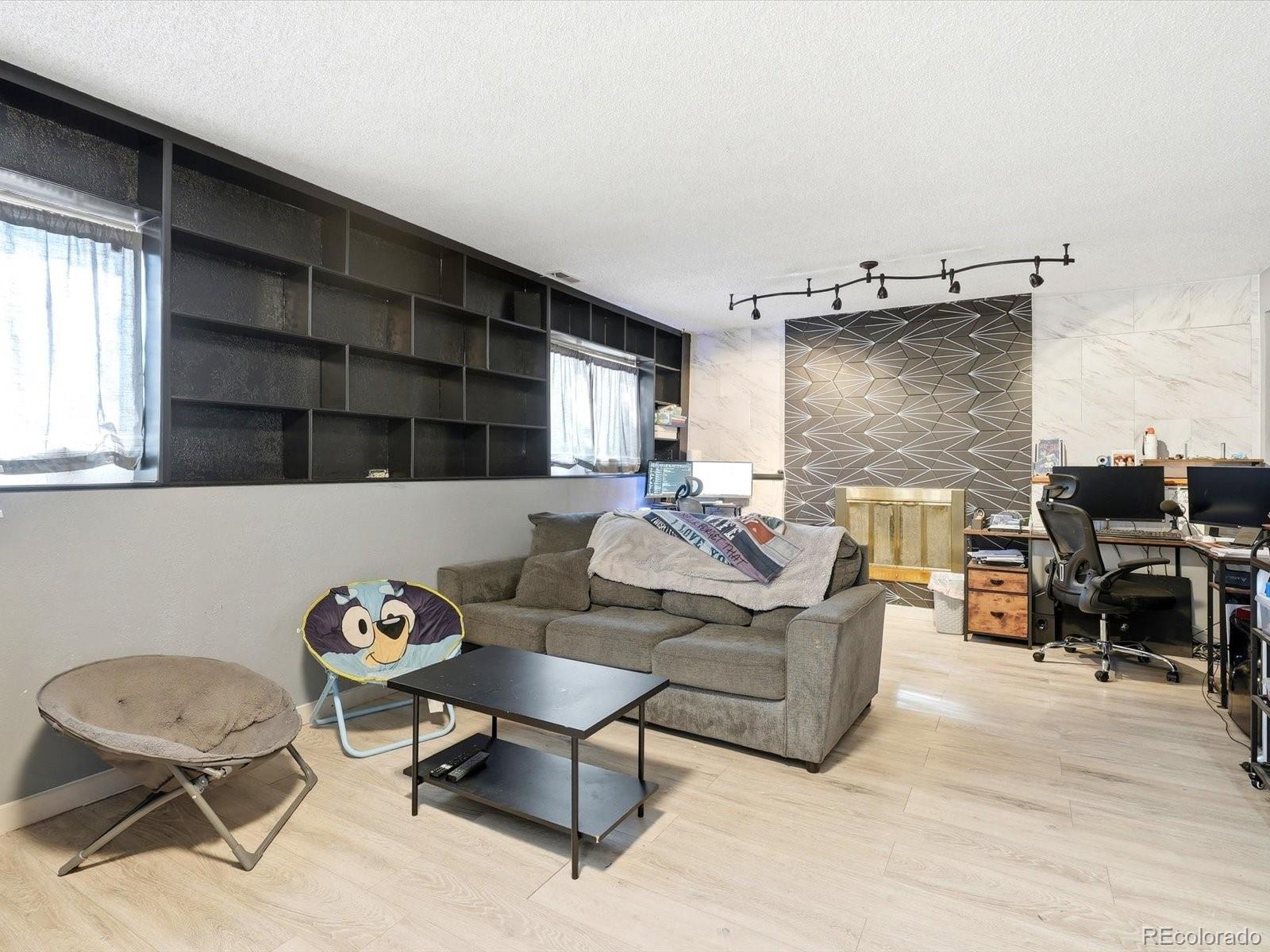 MLS Image #5 for 1736 s olathe street,aurora, Colorado