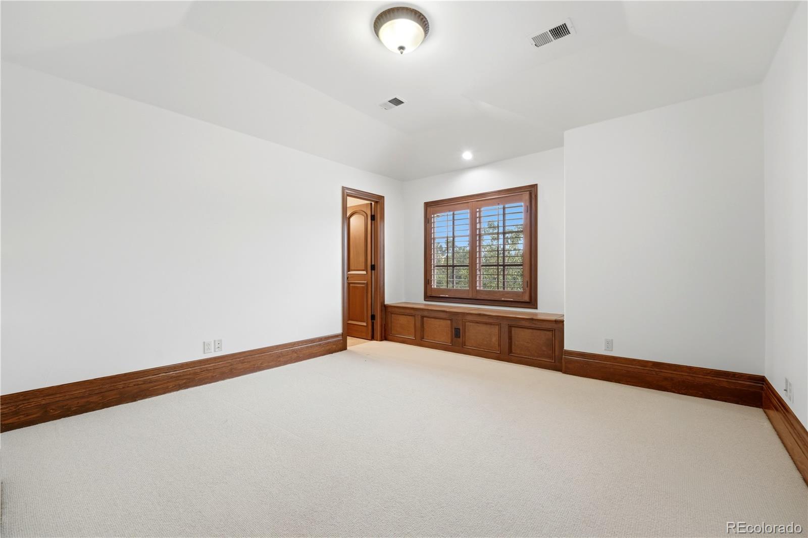 MLS Image #23 for 7680 e 6th avenue,denver, Colorado