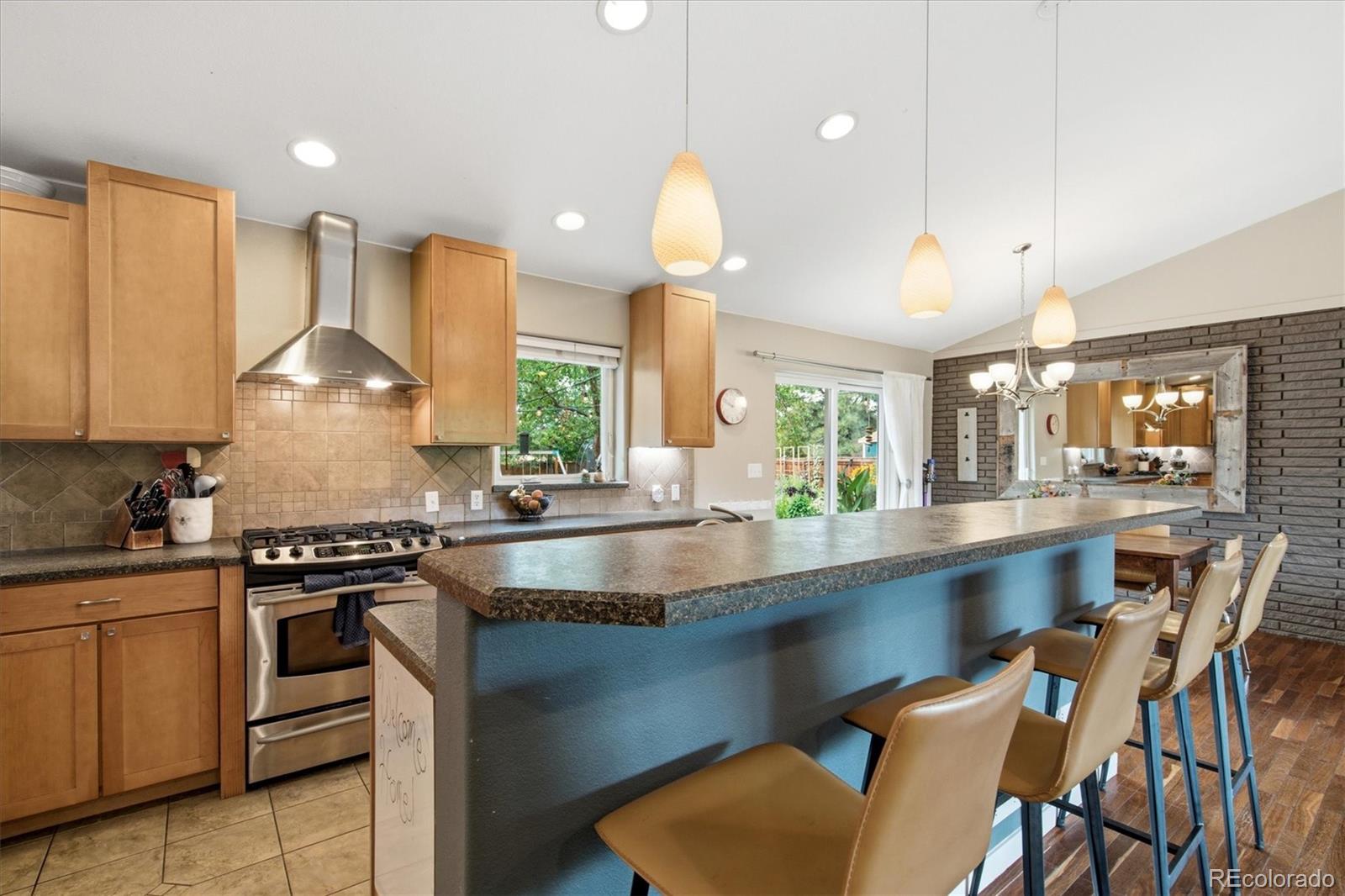 MLS Image #14 for 7861  robin lane,denver, Colorado