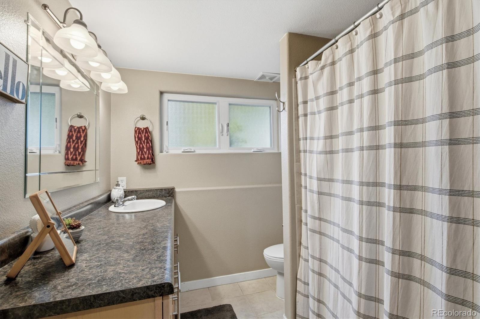 MLS Image #17 for 7861  robin lane,denver, Colorado