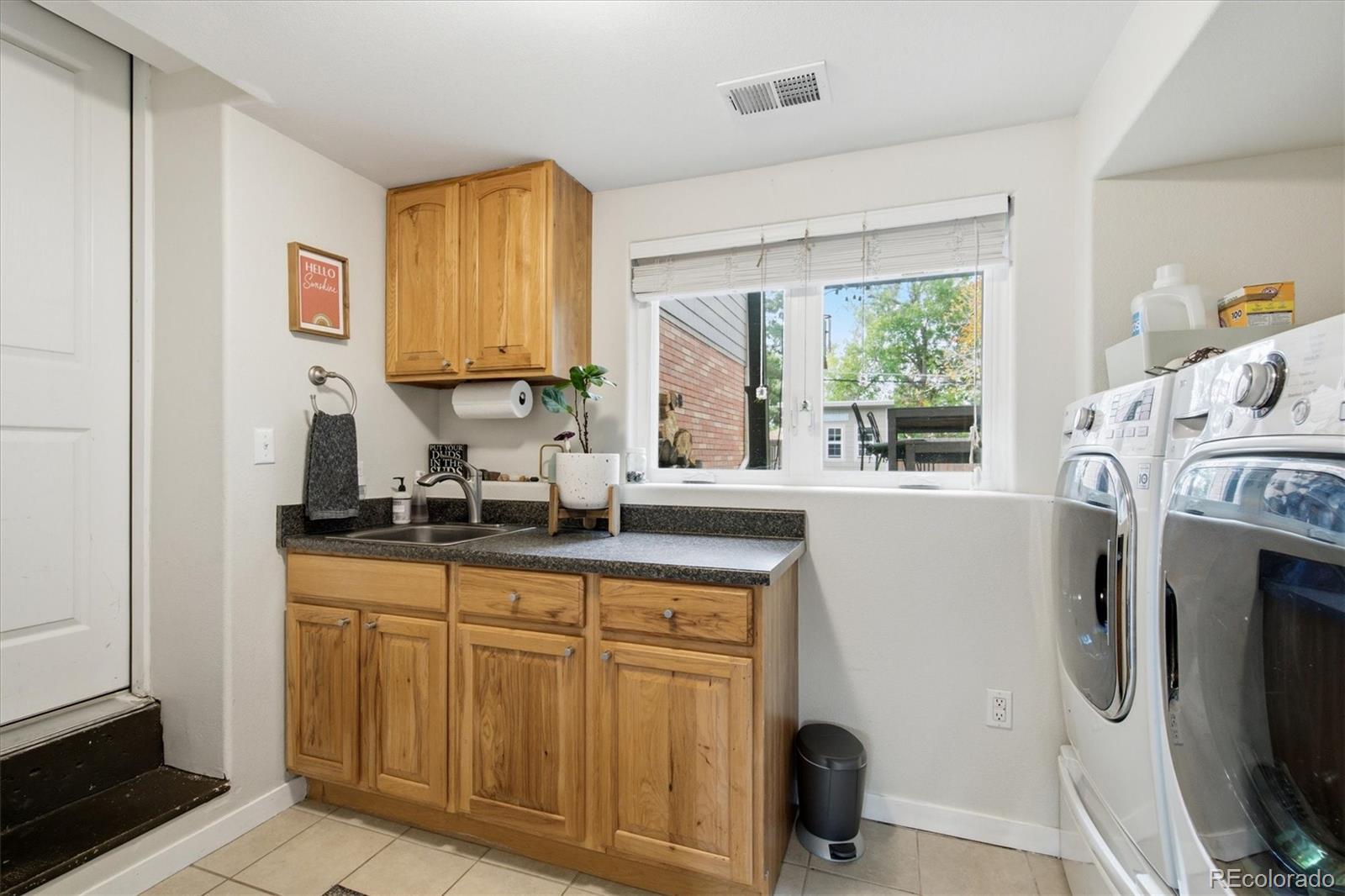 MLS Image #18 for 7861  robin lane,denver, Colorado