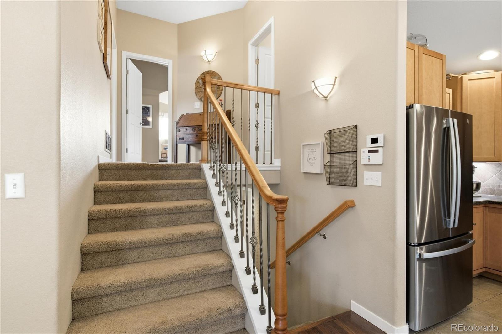 MLS Image #3 for 7861  robin lane,denver, Colorado
