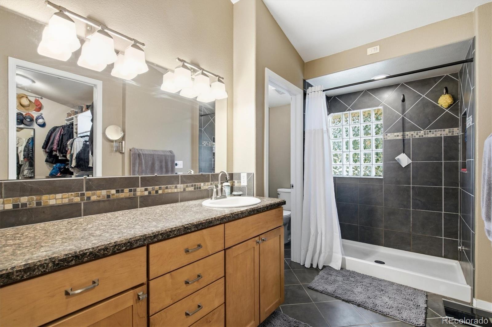 MLS Image #34 for 7861  robin lane,denver, Colorado