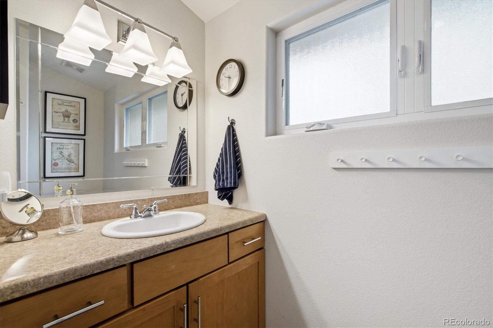 MLS Image #39 for 7861  robin lane,denver, Colorado
