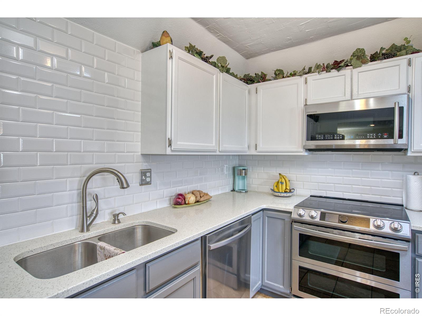 MLS Image #13 for 20118  jubilee way,la salle, Colorado