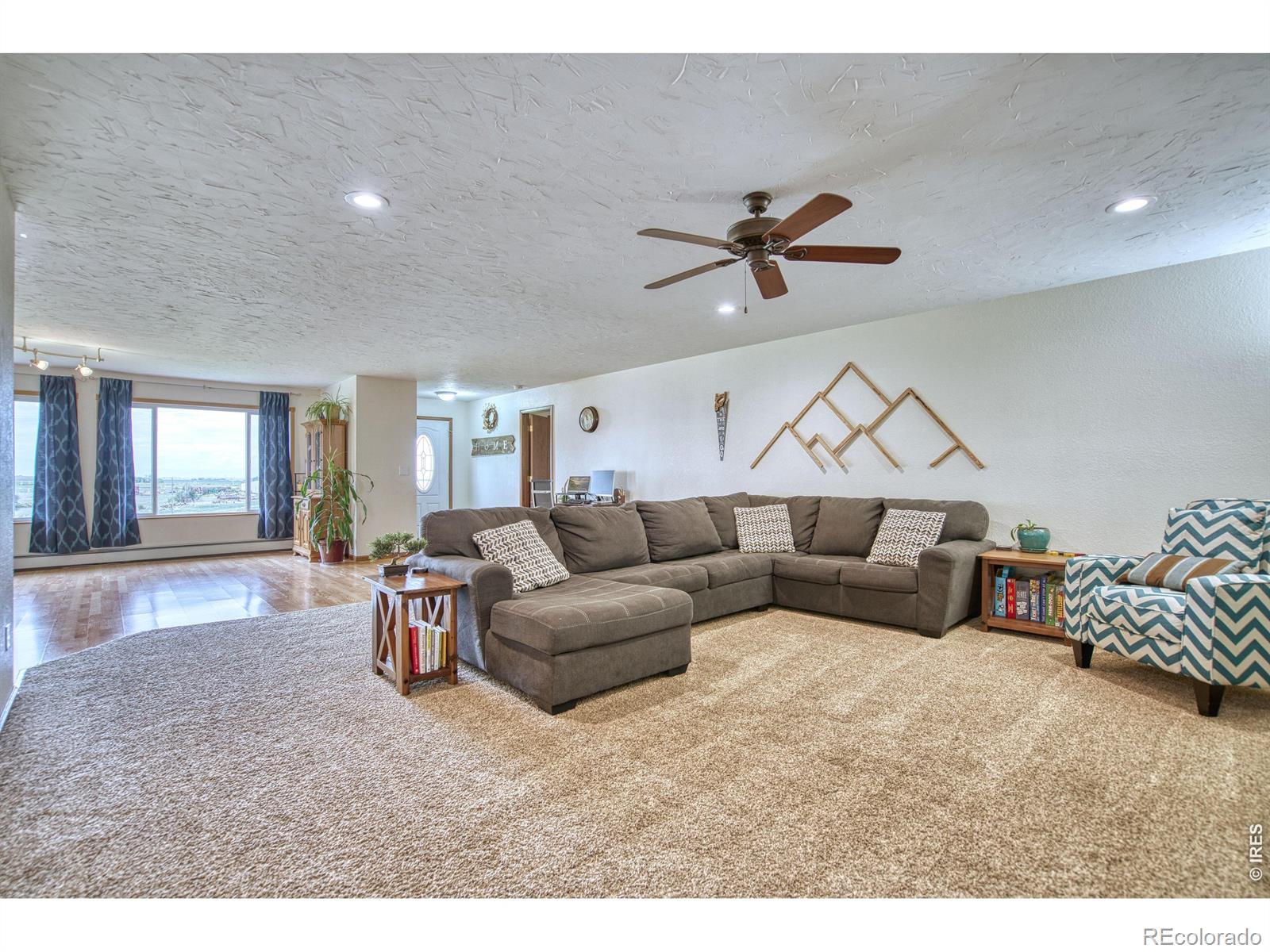 MLS Image #6 for 20118  jubilee way,la salle, Colorado